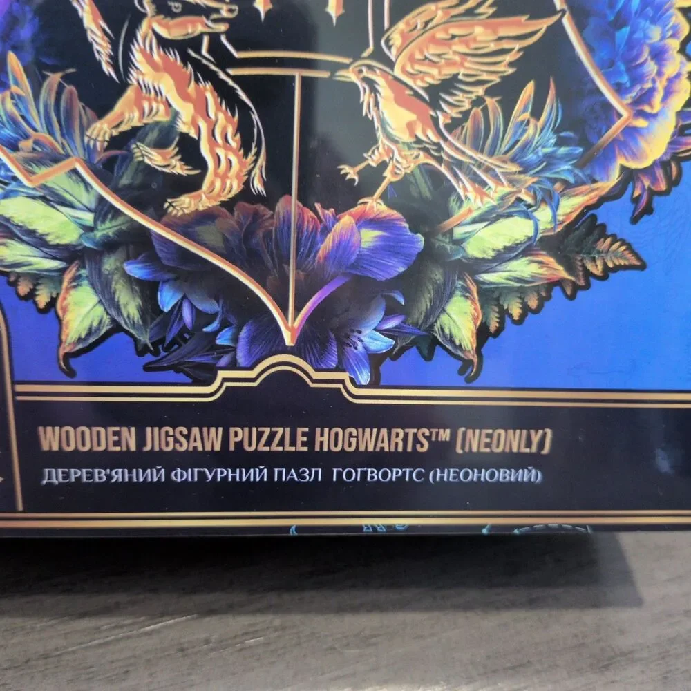 Woods Story Harry Potter Hogwarts Wooden Puzzle Neonly Crest 315pc XXL - Ukraine